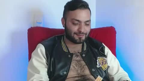 Snapshot of robert_leroy chatting on February 25, 2025, 7:42 am Stiven - online show from February 25, 2025, 7:42 am