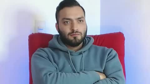 Snapshot of robert_leroy chatting on February 26, 2025, 8:37 am Stiven - online show from February 26, 2025, 8:37 am