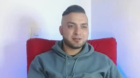 Snapshot of robert_leroy chatting on February 26, 2025, 11:59 pm Stiven - online show from February 26, 2025, 11:59 pm