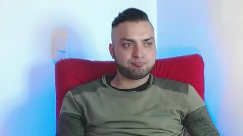 Snapshot of robert_leroy chatting on February 28, 2025, 7:05 am Stiven - online show from February 28, 2025, 7:05 am