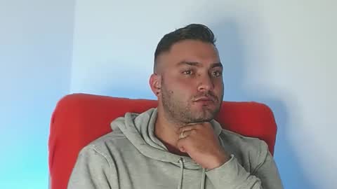 Snapshot of robert_leroy chatting on October 29, 2025, 7:54 am Stiven - online show from October 29, 2025, 7:54 am