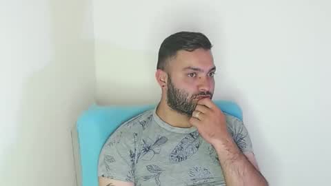 Snapshot of robert_leroy chatting on November 11, 2025, 4:12 am Stiven - online show from November 11, 2025, 4:12 am