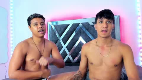 Robert Miller And Mael Thompson  online show from January 6, 2025, 4:36 am