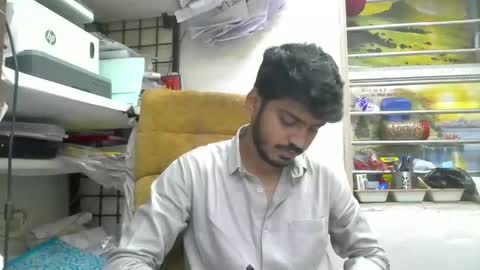 Robertsalia online show from October 9, 2025, 12:14 pm