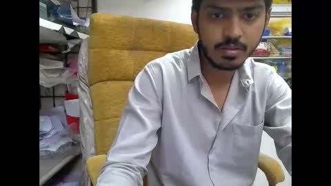 Robertsalia online show from November 14, 2025, 12:15 pm