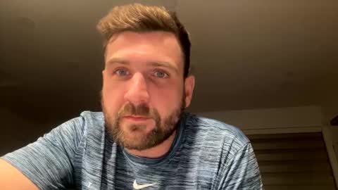 Snapshot of robinsonpainting1 chatting on January 22, 2025, 11:12 am robinsonpainting1 online show from January 22, 2025, 11:12 am