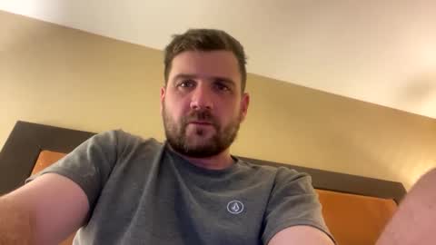 Snapshot of robinsonpainting1 chatting on March 9, 2025, 4:55 pm robinsonpainting1 online show from March 9, 2025, 4:55 pm