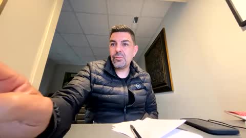 roblatino12 online show from February 22, 2025, 3:36 pm