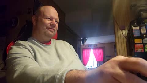 Snapshot of robonuts2004 chatting on January 26, 2025, 7:41 pm Robo Nuts online show from January 26, 2025, 7:41 pm