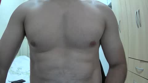 robson1022 online show from December 3, 2025, 2:19 am