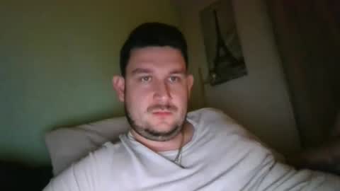 Snapshot of robtheman94 chatting on January 28, 2025, 10:45 pm Robin online show from January 28, 2025, 10:45 pm