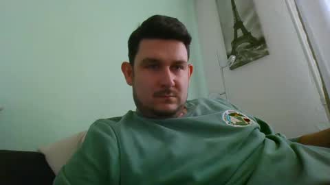 Snapshot of robtheman94 chatting on February 8, 2025, 8:31 am Robin online show from February 8, 2025, 8:31 am