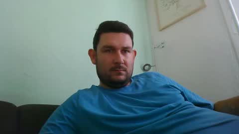 Snapshot of robtheman94 chatting on September 21, 2025, 8:38 am Robin online show from September 21, 2025, 8:38 am