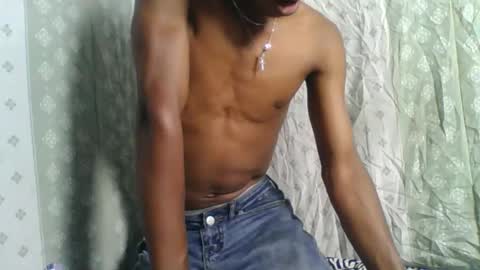 rocardo1510 online show from September 17, 2025, 7:04 pm