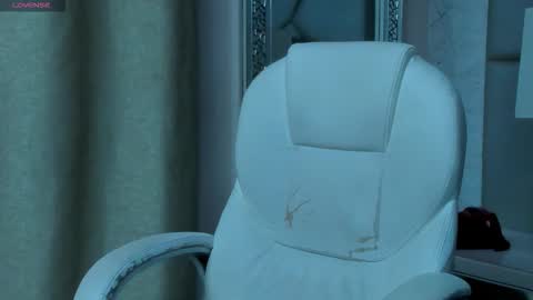 Snapshot of rocco_santos chatting on November 2, 2025, 7:05 pm rocco_santos online show from November 2, 2025, 7:05 pm