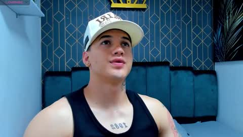 Snapshot of rocco_santos chatting on November 14, 2025, 12:53 am rocco_santos online show from November 14, 2025, 12:53 am