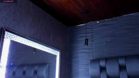 Snapshot of rocco_santos chatting on November 19, 2025, 1:05 am rocco_santos online show from November 19, 2025, 1:05 am