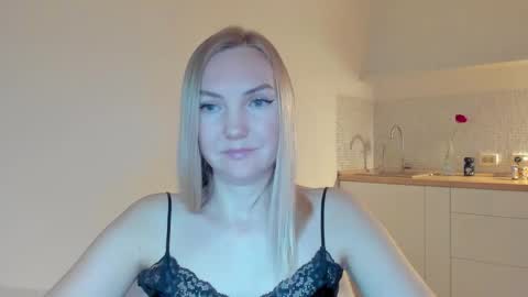 rock__baby online show from November 29, 2025, 9:40 pm