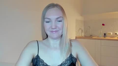 rock__baby online show from November 30, 2025, 9:52 pm