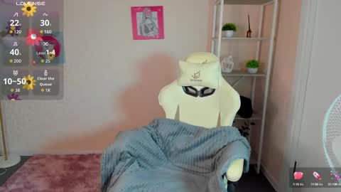 Snapshot of rockett_bunny chatting on September 9, 2025, 1:05 am Rockett online show from September 9, 2025, 1:05 am