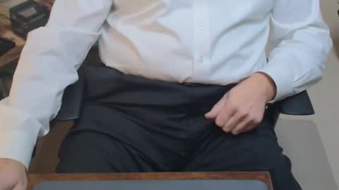 Snapshot of rockhardff chatting on December 5, 2025, 2:36 pm rockhardff online show from December 5, 2025, 2:36 pm