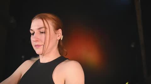 Snapshot of rocknrose chatting on February 24, 2025, 11:52 pm RocknRose online show from February 24, 2025, 11:52 pm