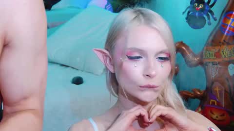 Snapshot of rockstarsgames chatting on October 27, 2025, 11:03 am Lina and Den online show from October 27, 2025, 11:03 am