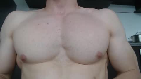 rocky muscle online show from December 4, 2025, 7:55 pm