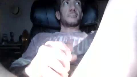 roddog81s online show from November 5, 2025, 8:36 am