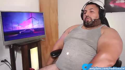 Snapshot of rodrixxx54 chatting on January 5, 2025, 10:29 pm rodrixxx54 online show from January 5, 2025, 10:29 pm