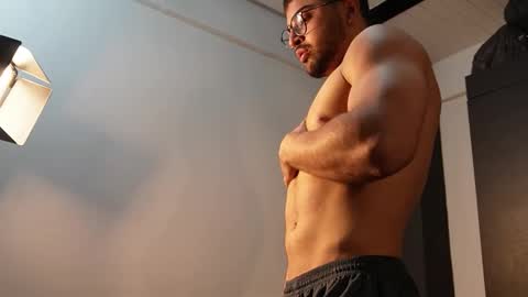 Roger Belmont online show from September 14, 2025, 4:11 am