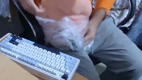 rokettttt online show from November 15, 2025, 7:54 pm