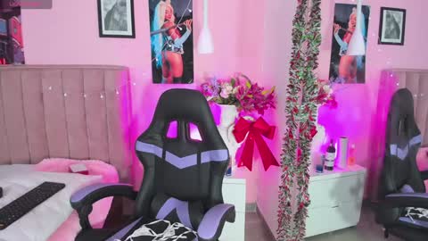 Marcela online show from December 12, 2024, 7:15 pm