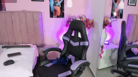 Marcela online show from January 19, 2025, 3:32 pm