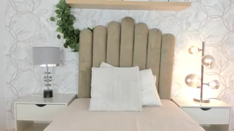   online show from January 12, 2025, 11:39 am