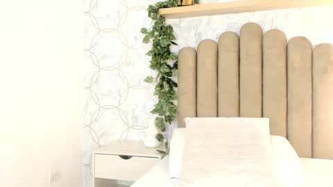   online show from March 1, 2025, 11:28 am