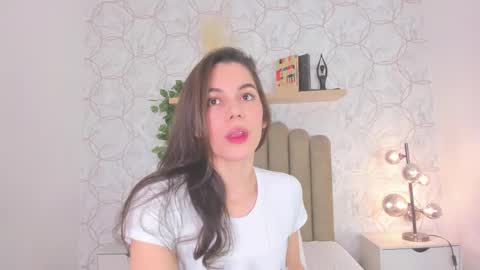   online show from October 3, 2025, 11:51 am