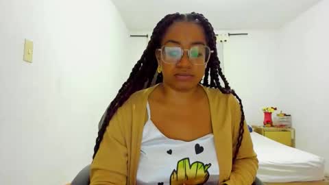 Snapshot of romantic_stargirl chatting on December 1, 2025, 2:16 am Is A Belle online show from December 1, 2025, 2:16 am