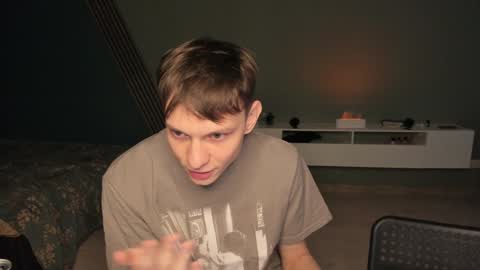 Snapshot of romeo_mercy chatting on December 10, 2024, 10:17 am Romeo online show from December 10, 2024, 10:17 am