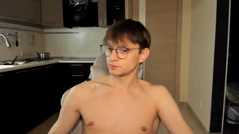 Snapshot of romeo_mercy chatting on October 3, 2025, 5:37 am Romeo online show from October 3, 2025, 5:37 am