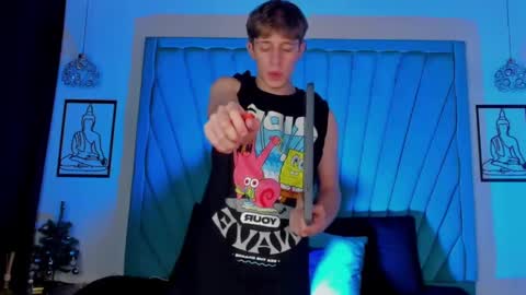 Snapshot of romeo_ricci1 chatting on December 15, 2024, 12:06 pm Romeo Ricci online show from December 15, 2024, 12:06 pm