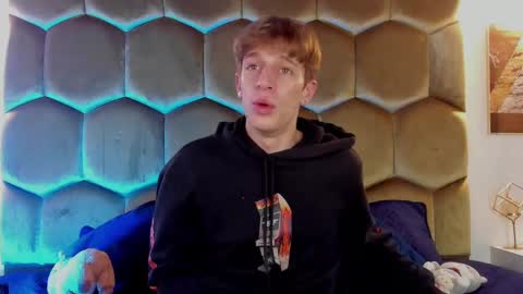 Snapshot of romeo_ricci1 chatting on December 22, 2024, 1:55 pm Romeo Ricci online show from December 22, 2024, 1:55 pm