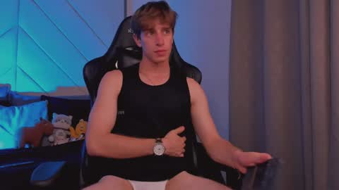 Snapshot of romeo_ricci1 chatting on January 16, 2025, 6:14 am Romeo Ricci online show from January 16, 2025, 6:14 am