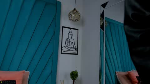 Snapshot of romeo_ricci1 chatting on January 17, 2025, 12:42 pm Romeo Ricci online show from January 17, 2025, 12:42 pm