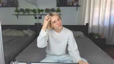 ron vilsx online show from November 24, 2025, 8:14 am