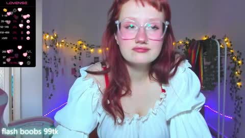 Snapshot of roniya_v chatting on March 8, 2025, 11:48 am Spicy lady Kristy online show from March 8, 2025, 11:48 am