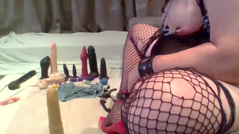 Snapshot of ronny1978cd chatting on November 28, 2025, 10:34 pm ronny cd online show from November 28, 2025, 10:34 pm