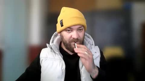 Snapshot of room21x chatting on November 3, 2025, 7:31 am room21x online show from November 3, 2025, 7:31 am