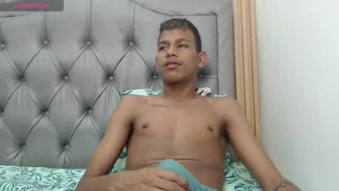 RORY CASTRO online show from November 29, 2025, 7:39 pm