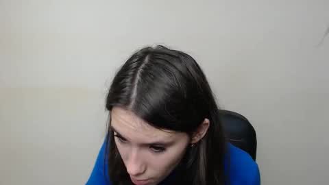 Rose online show from October 1, 2025, 7:14 am